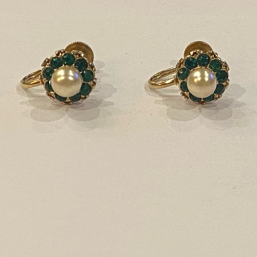 Vintage Gold-Tone Screw Back Earrings